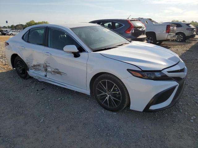  TOYOTA CAMRY 2022 Белы