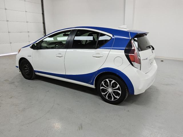  TOYOTA PRIUS 2016 Белы