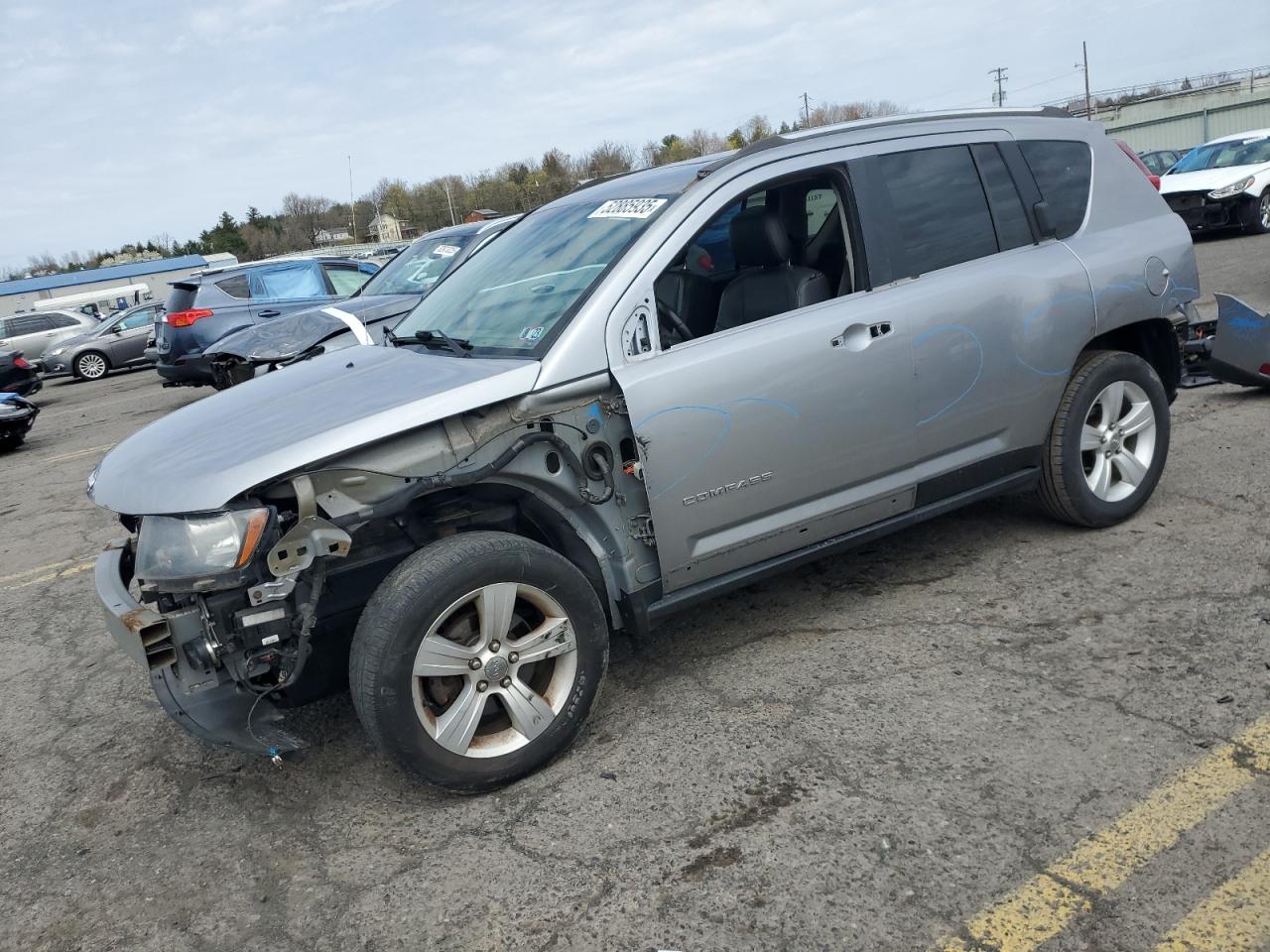 2014 Jeep Compass Latitude for Sale in Pennsburg, PA - Front End