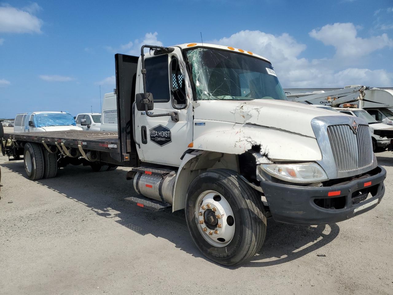 Homestead, FL에서 판매 중인 2011 International 4300 Flatbed Truck - Front End
