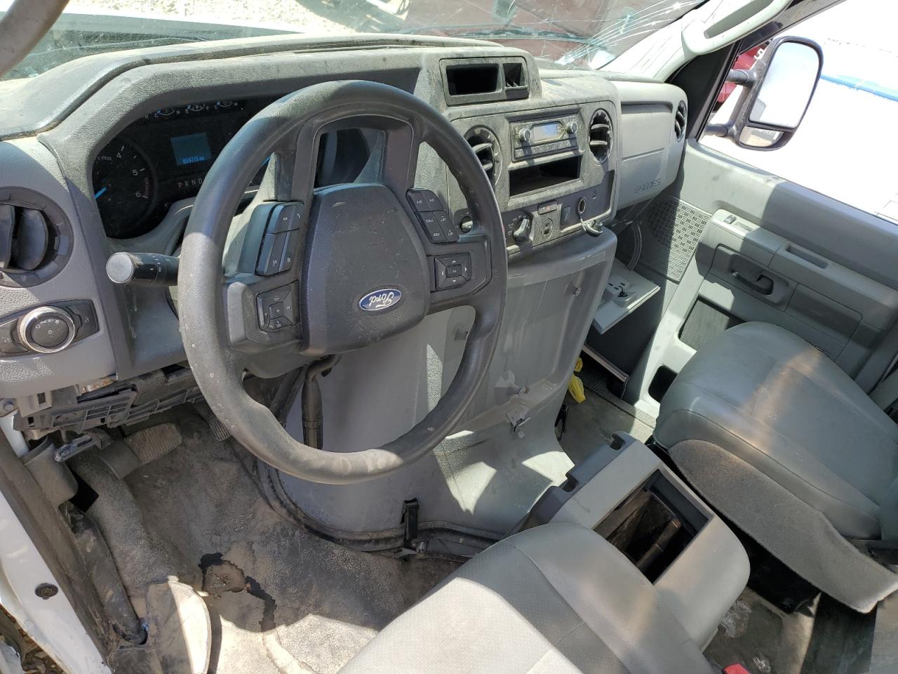 2022 Ford Econoline E350 Super Duty Cutaway Van VIN: 1FDWE3FK5NDC41943 Lot: 52681155