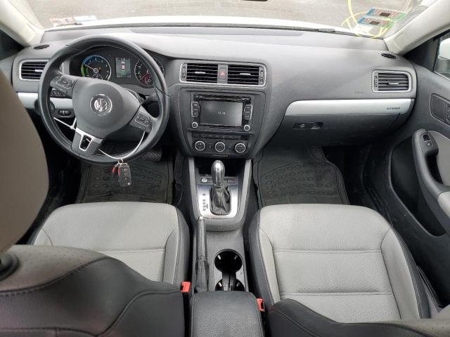  VOLKSWAGEN JETTA 2014 Белый