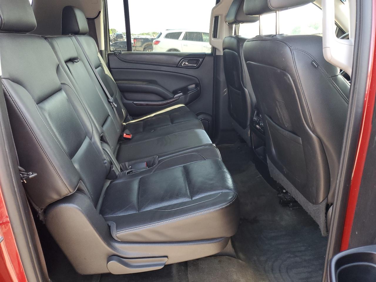 2015 GMC Yukon Xl K1500 Slt VIN: 1GKS2HKC3FR301640 Lot: 52250025
