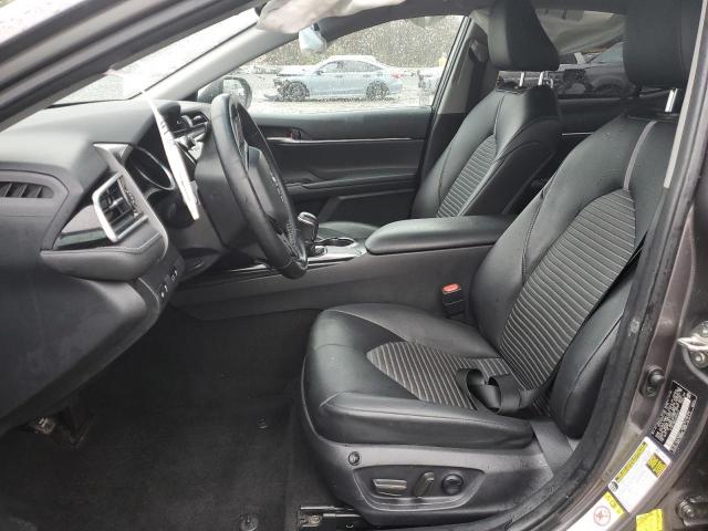  TOYOTA CAMRY 2018 Серый