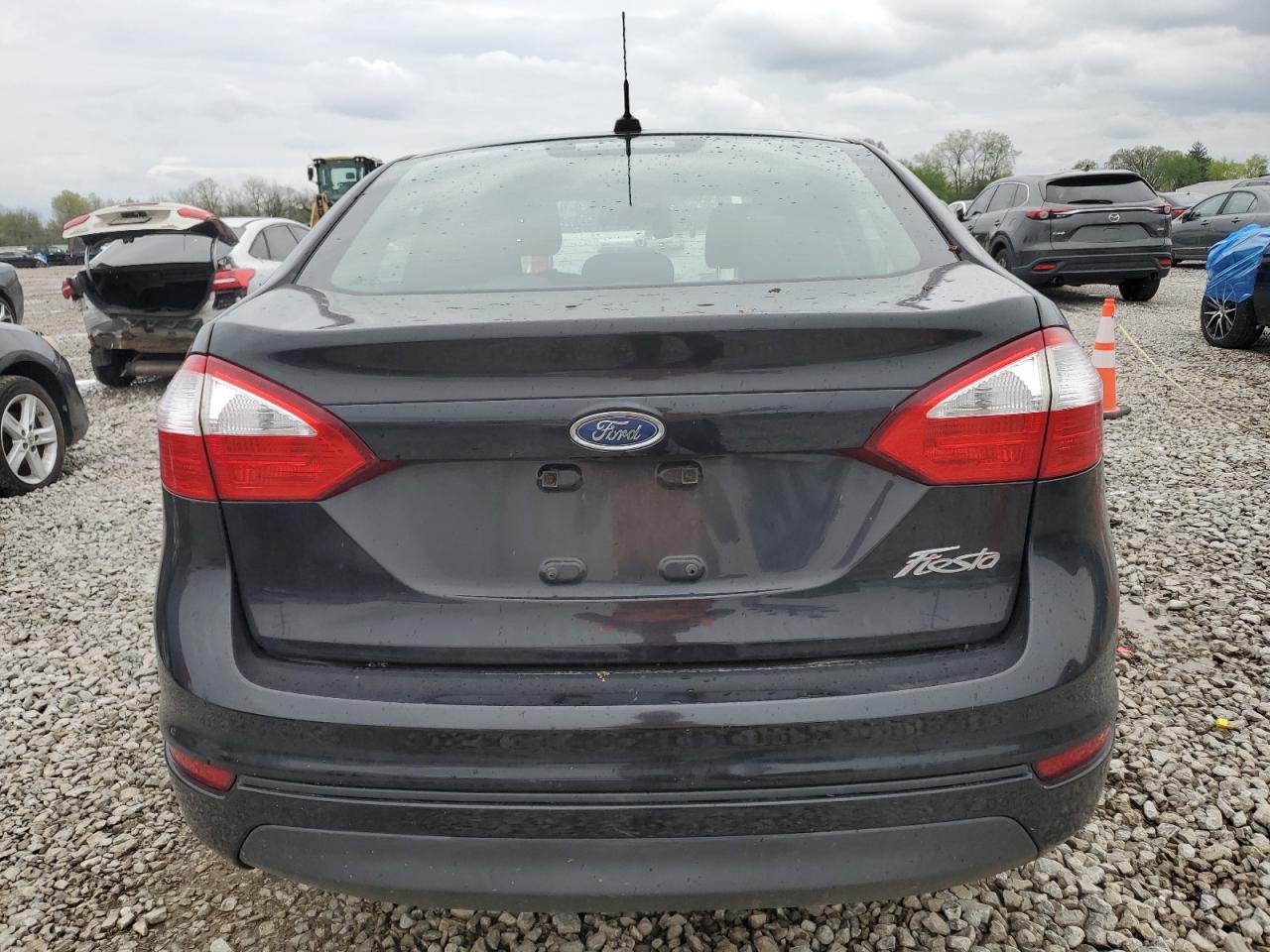 2015 Ford Fiesta S VIN: 3FADP4AJ0FM126088 Lot: 54684765