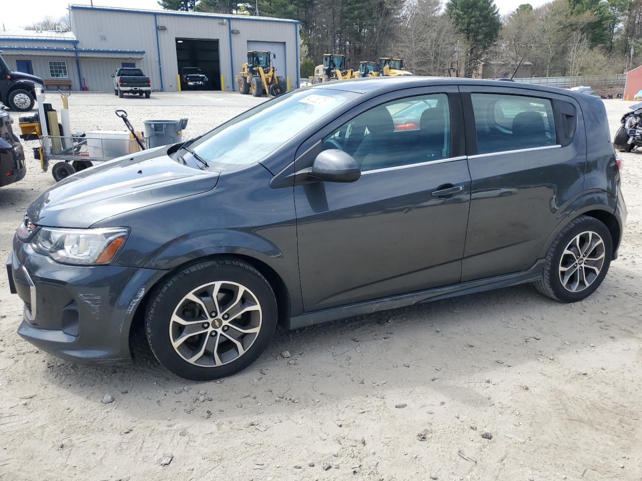 2017 Chevrolet Sonic Lt იყიდება Mendon-ში, MA - Normal Wear