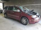 2008 Chrysler Town & Country Limited იყიდება Angola-ში, NY - Burn - Engine
