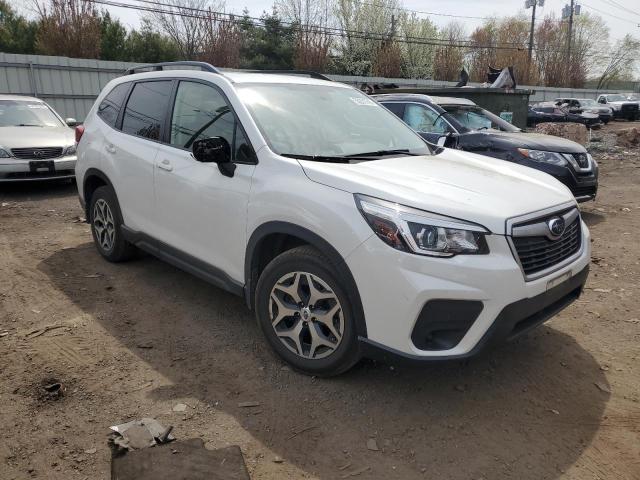  SUBARU FORESTER 2019 Белы