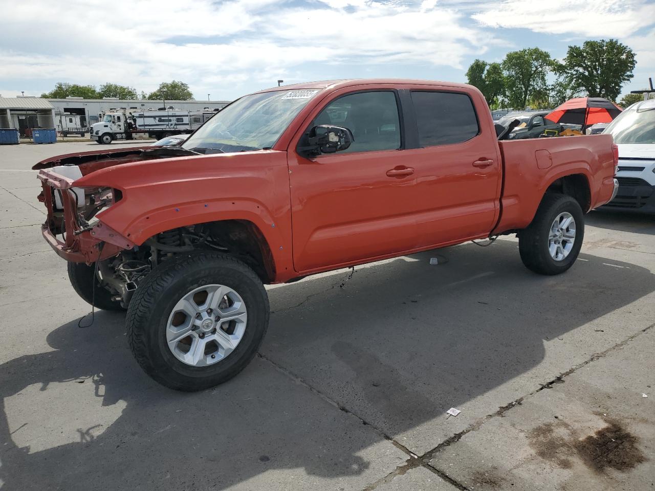 2018 Toyota Tacoma Double Cab للبيع في Sacramento، CA - Stripped