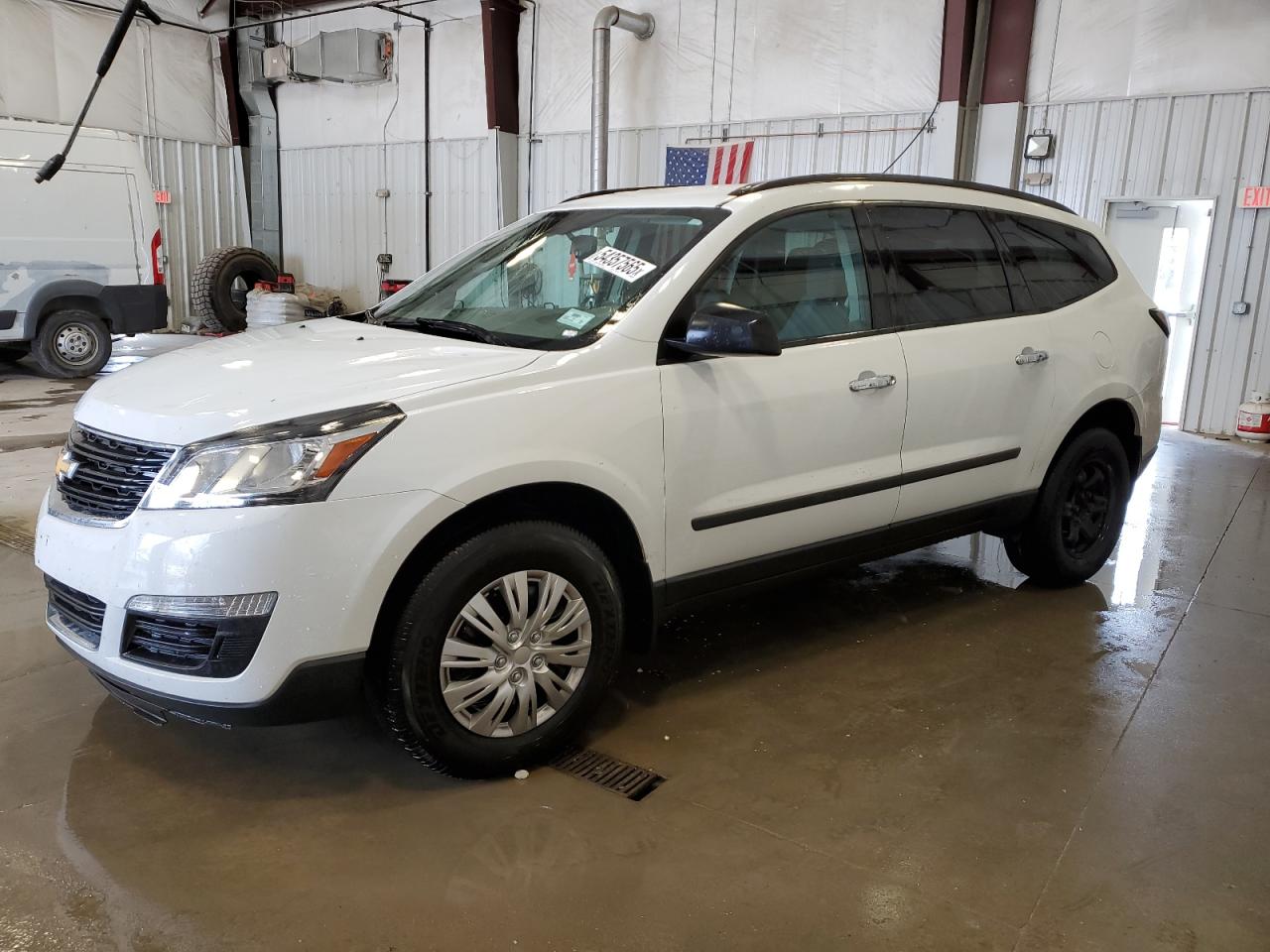 2016 Chevrolet Traverse Ls for Sale in Franklin, WI - Front End