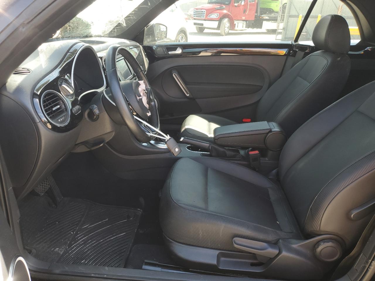 2016 Volkswagen Beetle S/Se VIN: 3VW507AT1GM805209 Lot: 53076045