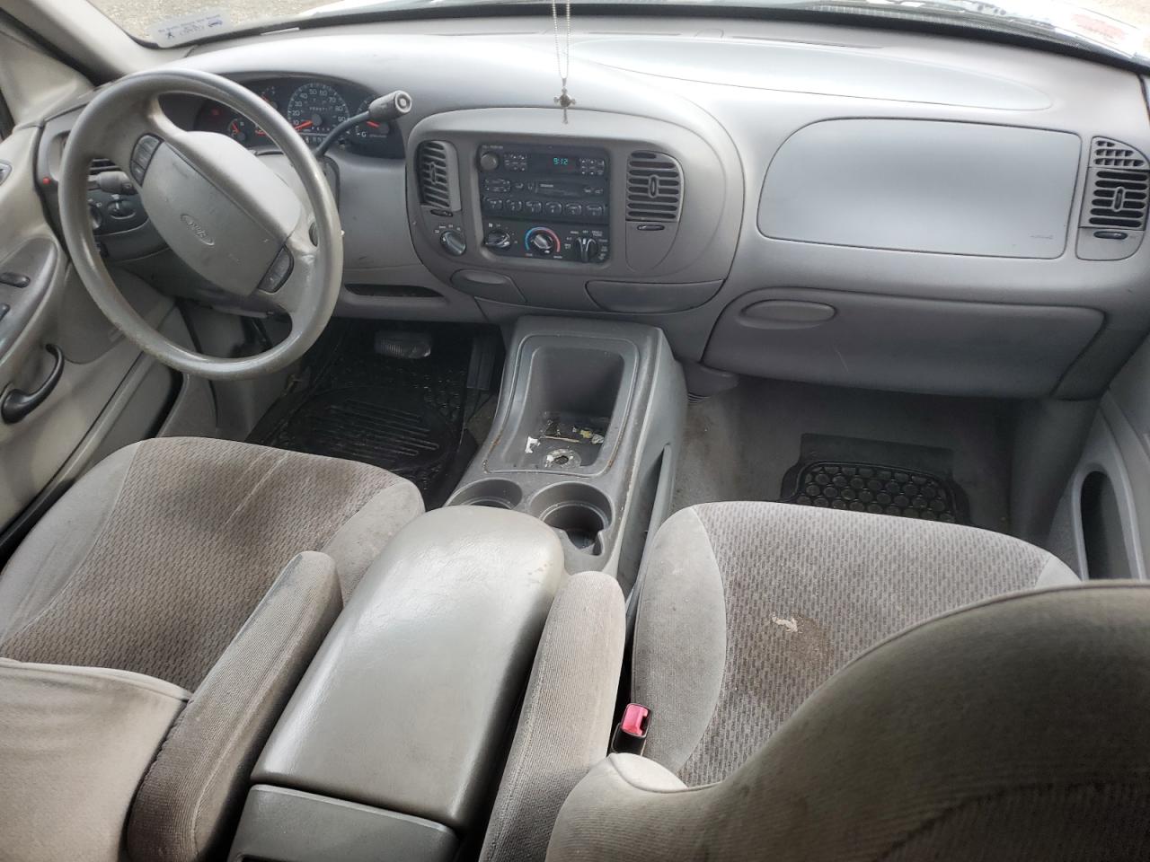 1998 Ford Expedition VIN: 1FMRU18W0WLA68991 Lot: 50852025