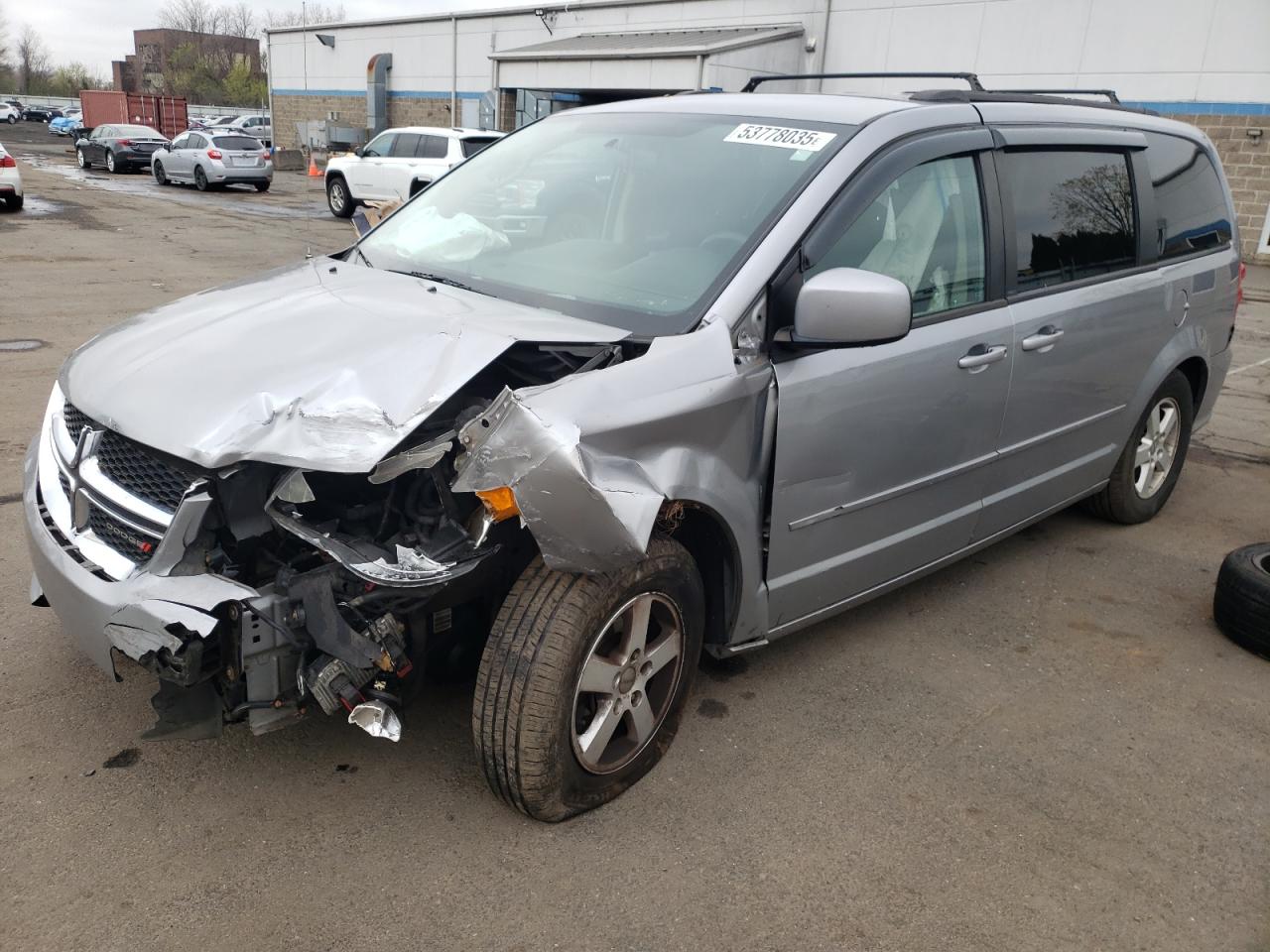 2013 Dodge Grand Caravan Sxt for Sale in New Britain, CT - Front End
