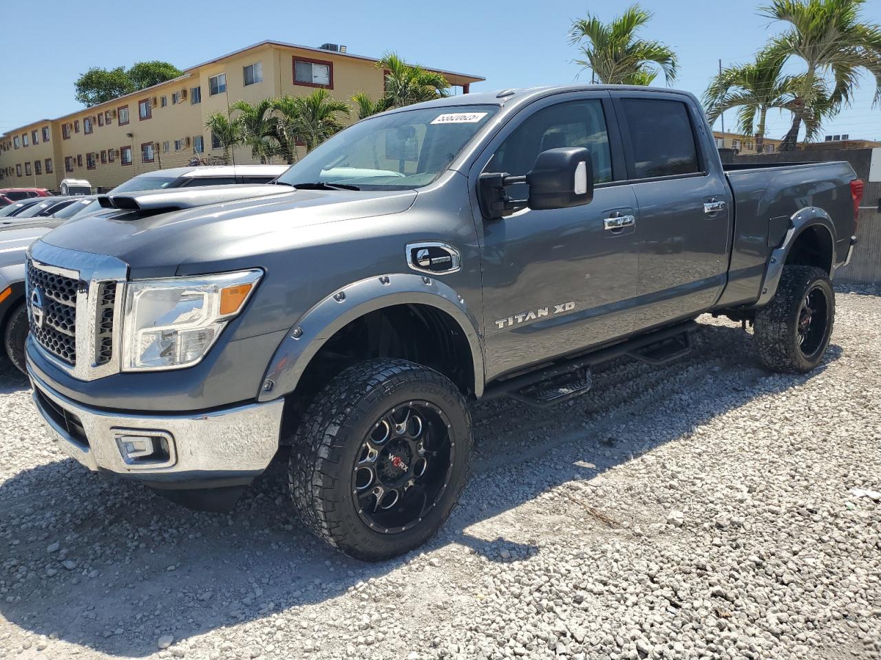 Opa Locka, FL에서 판매 중인 2017 Nissan Titan Xd S - Minor Dent/Scratches