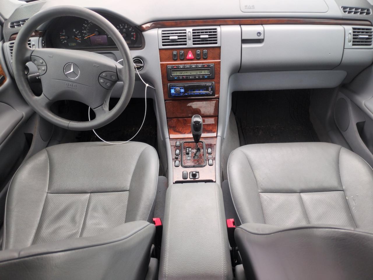 2002 Mercedes-Benz E 430 VIN: WDBJF83J62X072710 Lot: 54703715