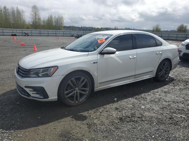  VOLKSWAGEN PASSAT 2017 Белый