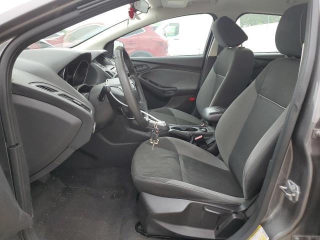 Sedans FORD FOCUS 2012 Gray