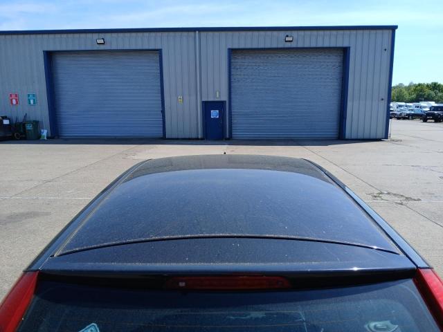 2004 FORD FOCUS FLIG