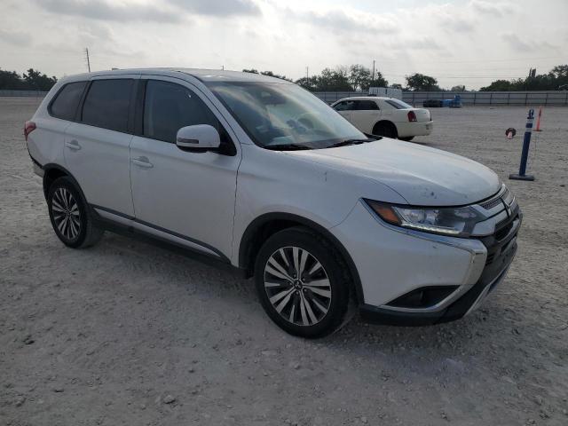  MITSUBISHI OUTLANDER 2019 Білий