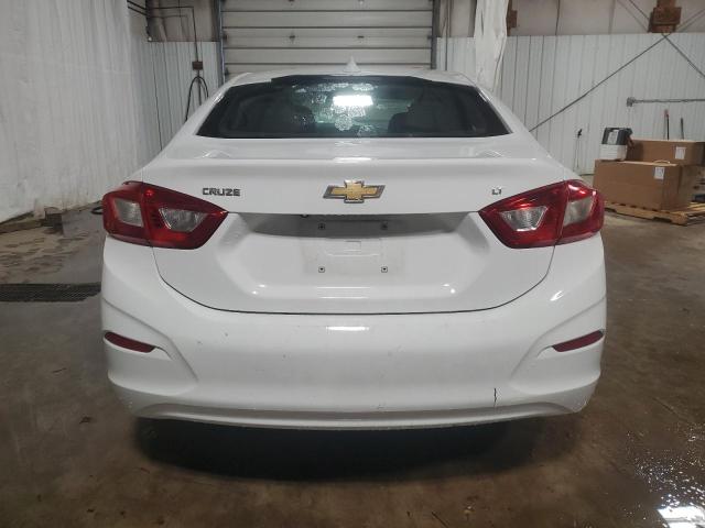 Седаны CHEVROLET CRUZE 2016 Белы