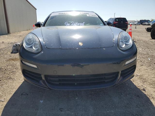  PORSCHE PANAMERA 2016 Granatowy