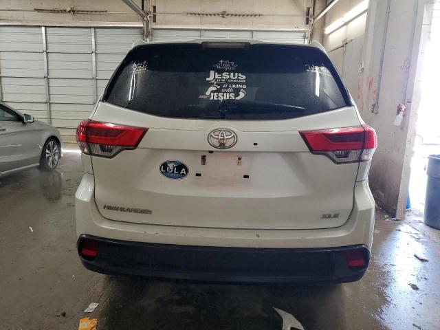 TOYOTA HIGHLANDER 2018 Biały