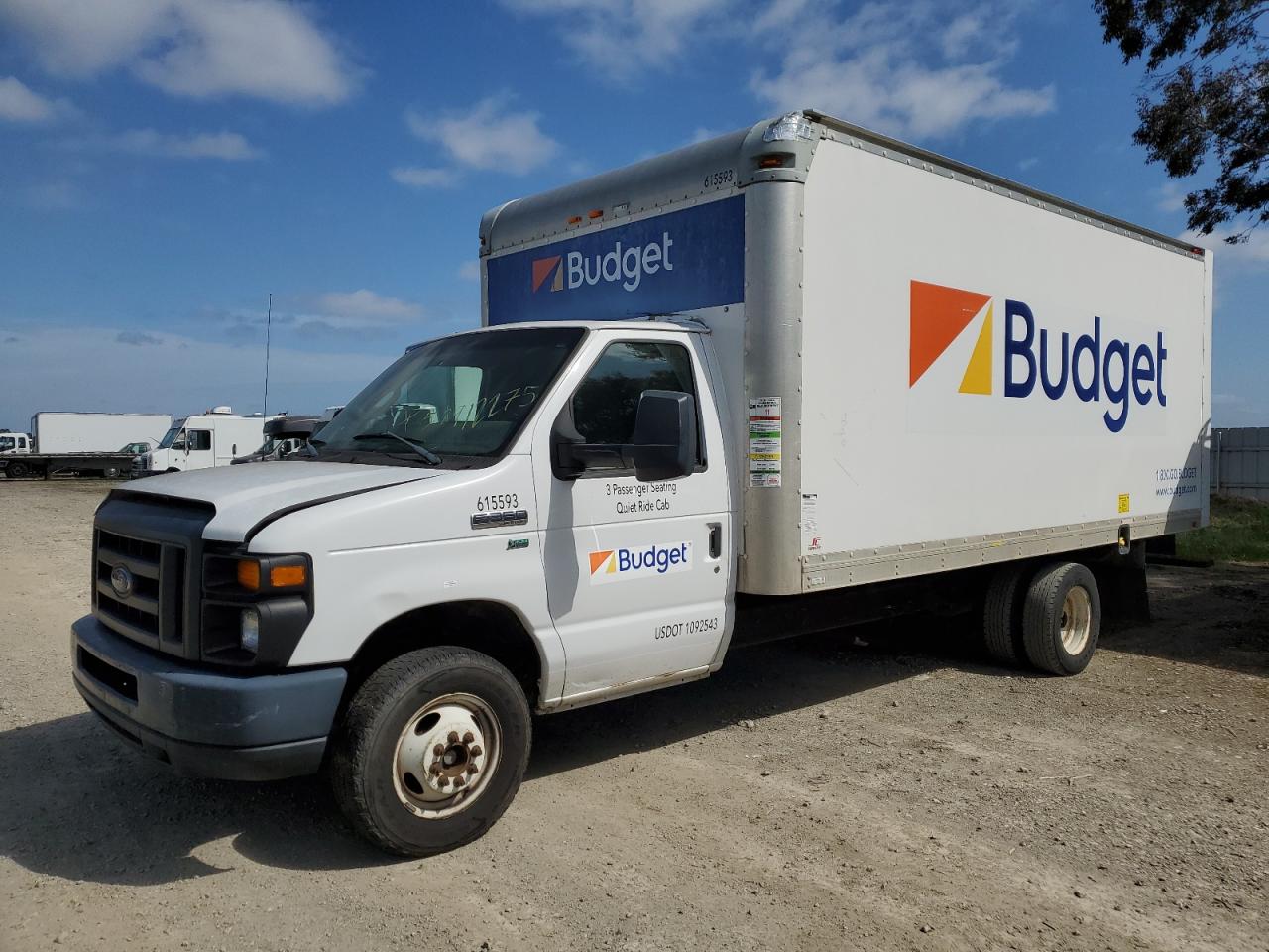 2016 Ford Econoline E350 Super Duty Cutaway Van