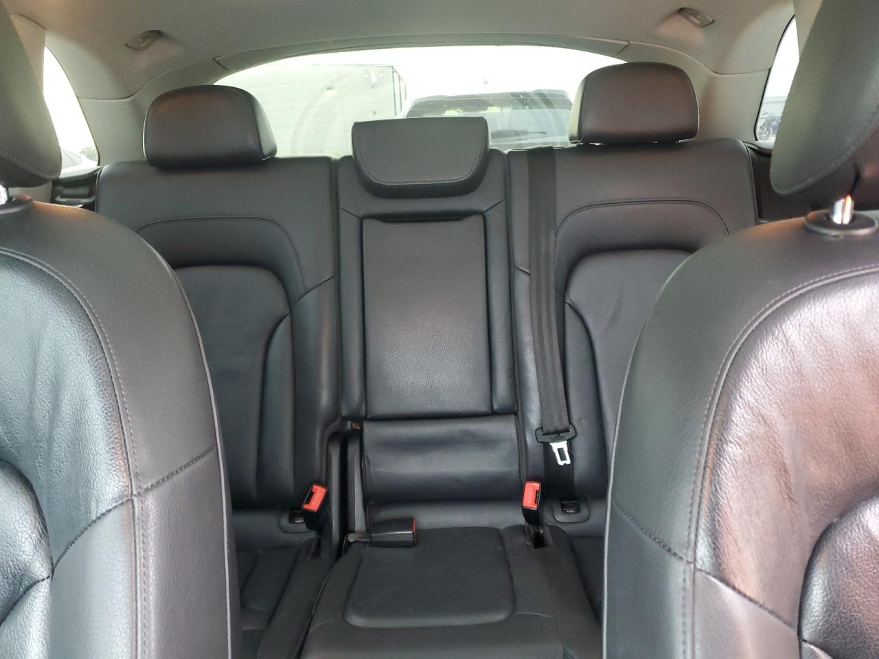 wa1c2afp5ga049047 WA1C2AFP5GA049047 2016 Audi Q5 Premium