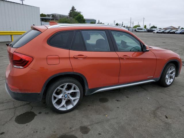  BMW X1 2014 Оранжевый