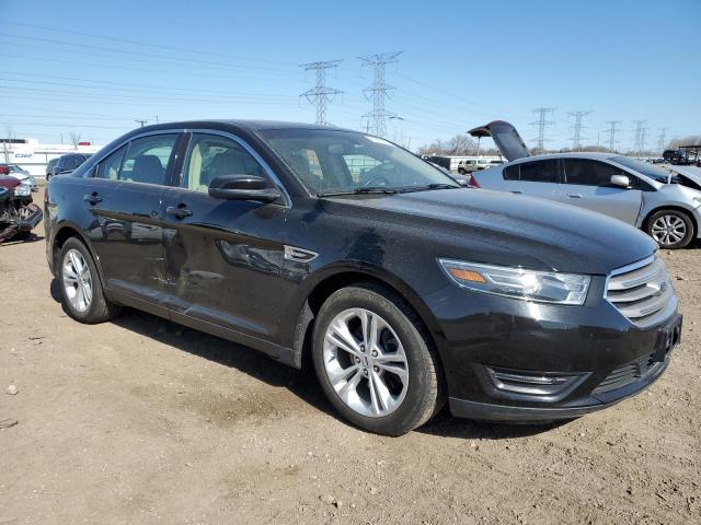  FORD TAURUS 2015 Czarny