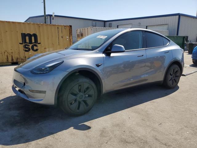 TESLA MODEL Y 2025
