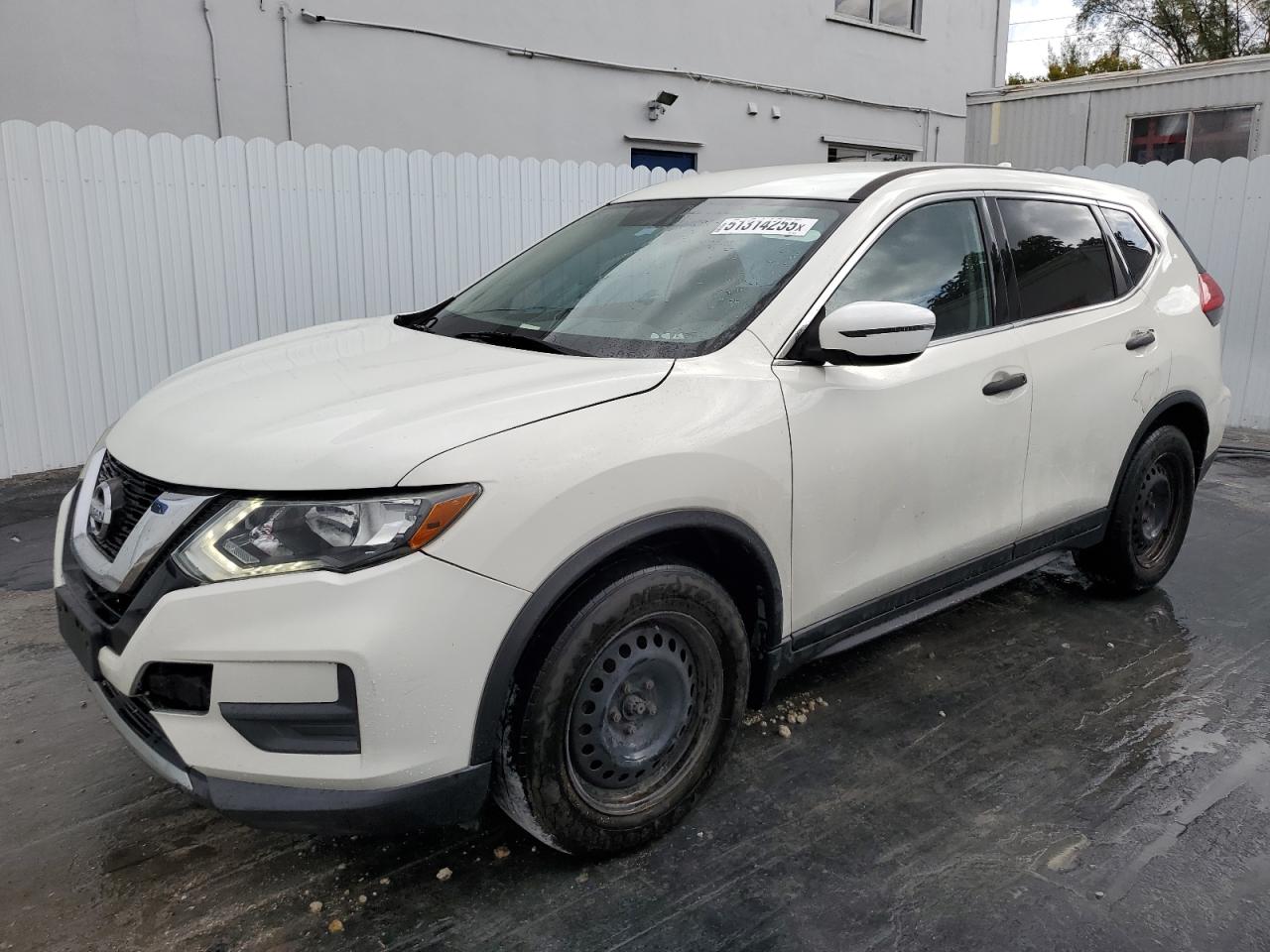 Opa Locka, FL에서 판매 중인 2017 Nissan Rogue S - Side