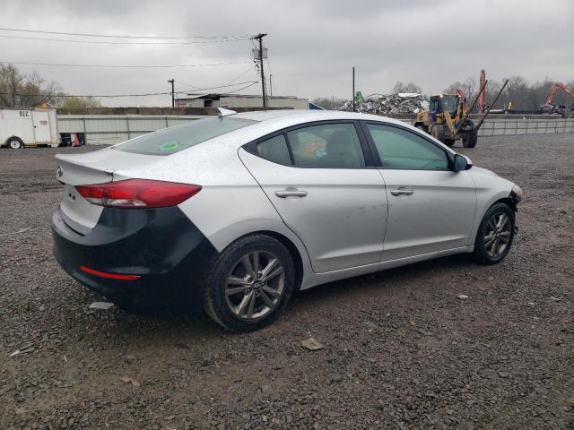  HYUNDAI ELANTRA 2017 Серебристый