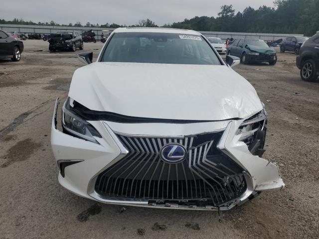  LEXUS ES300 2020 White