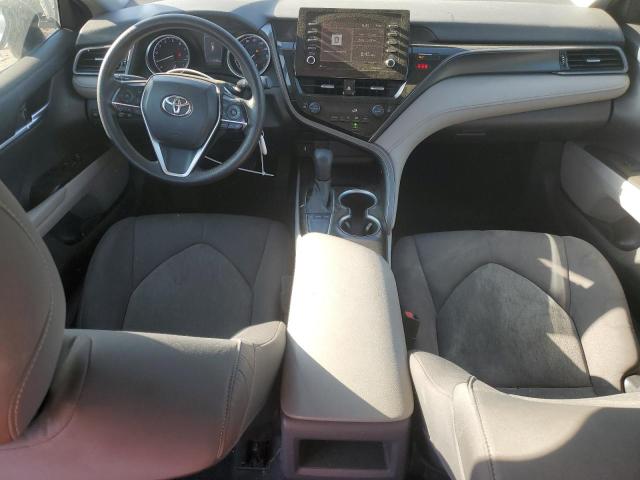  TOYOTA CAMRY 2022 Серебристый