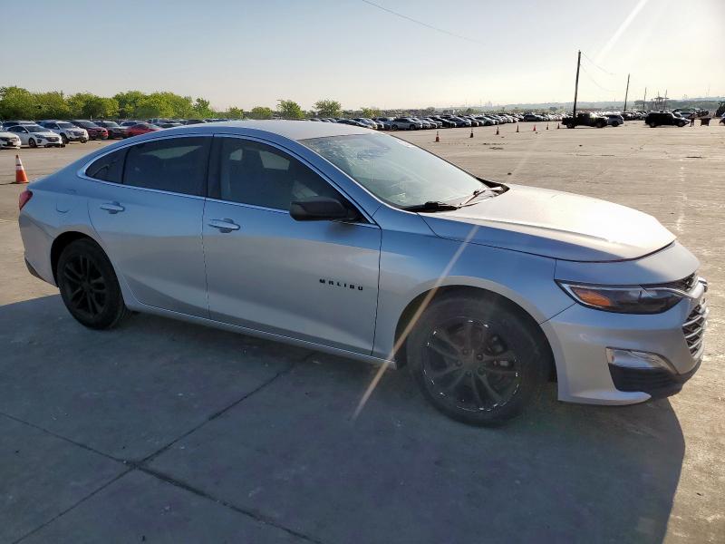  CHEVROLET MALIBU 2019 Srebrny