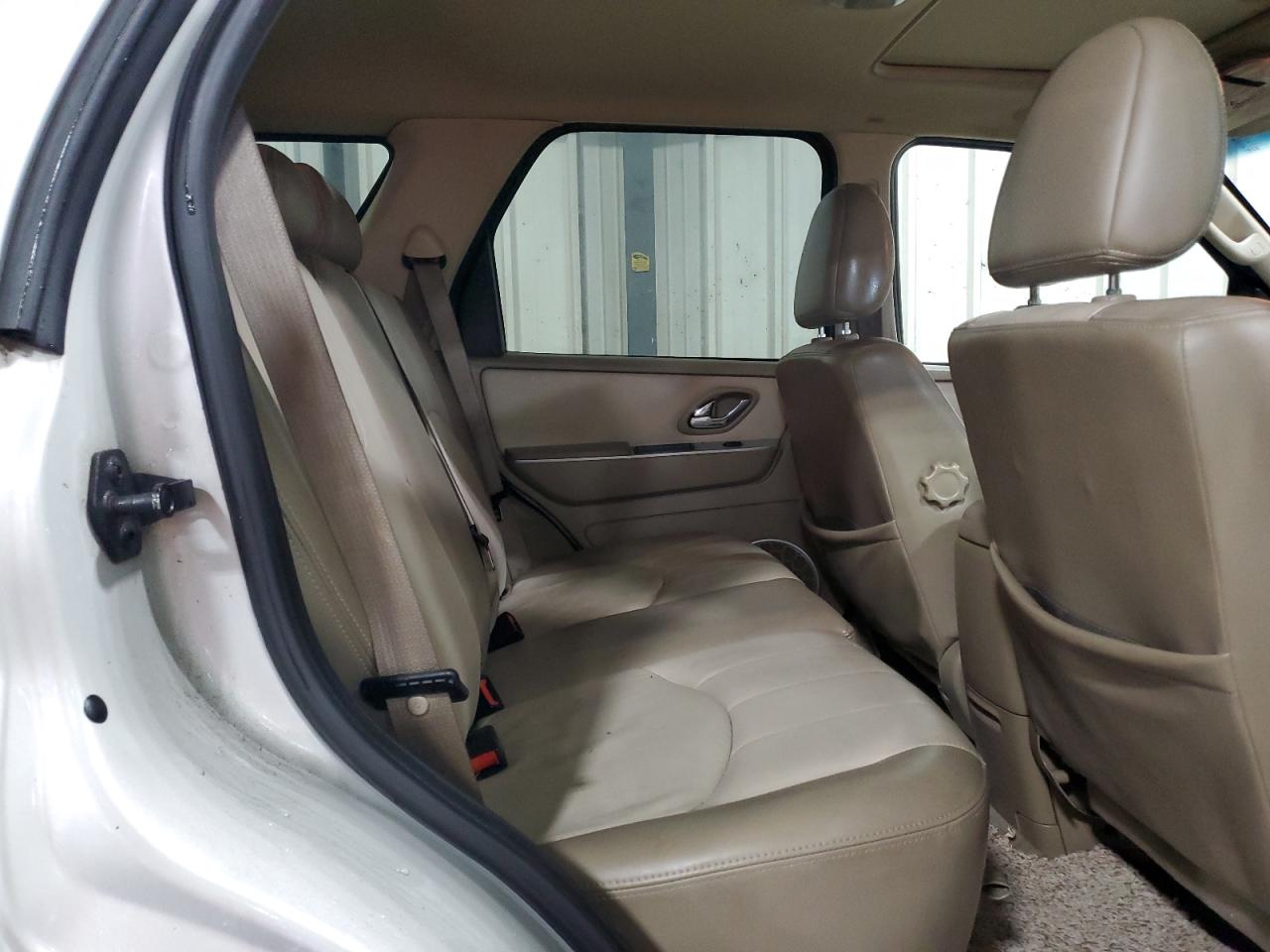2007 Mercury Mariner Premier VIN: 4M2CU97127KJ20010 Lot: 52123205