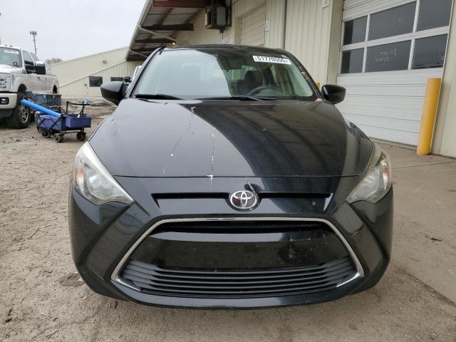  TOYOTA YARIS 2018 Черный