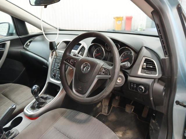 2010 VAUXHALL ASTRA EXCL