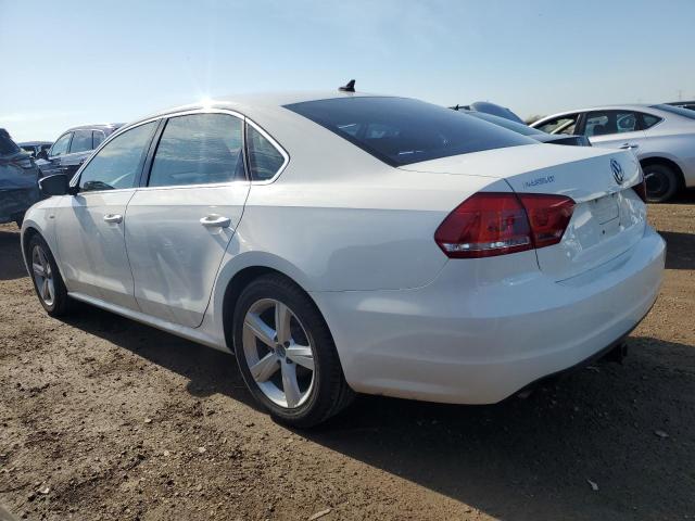  VOLKSWAGEN PASSAT 2015 Білий