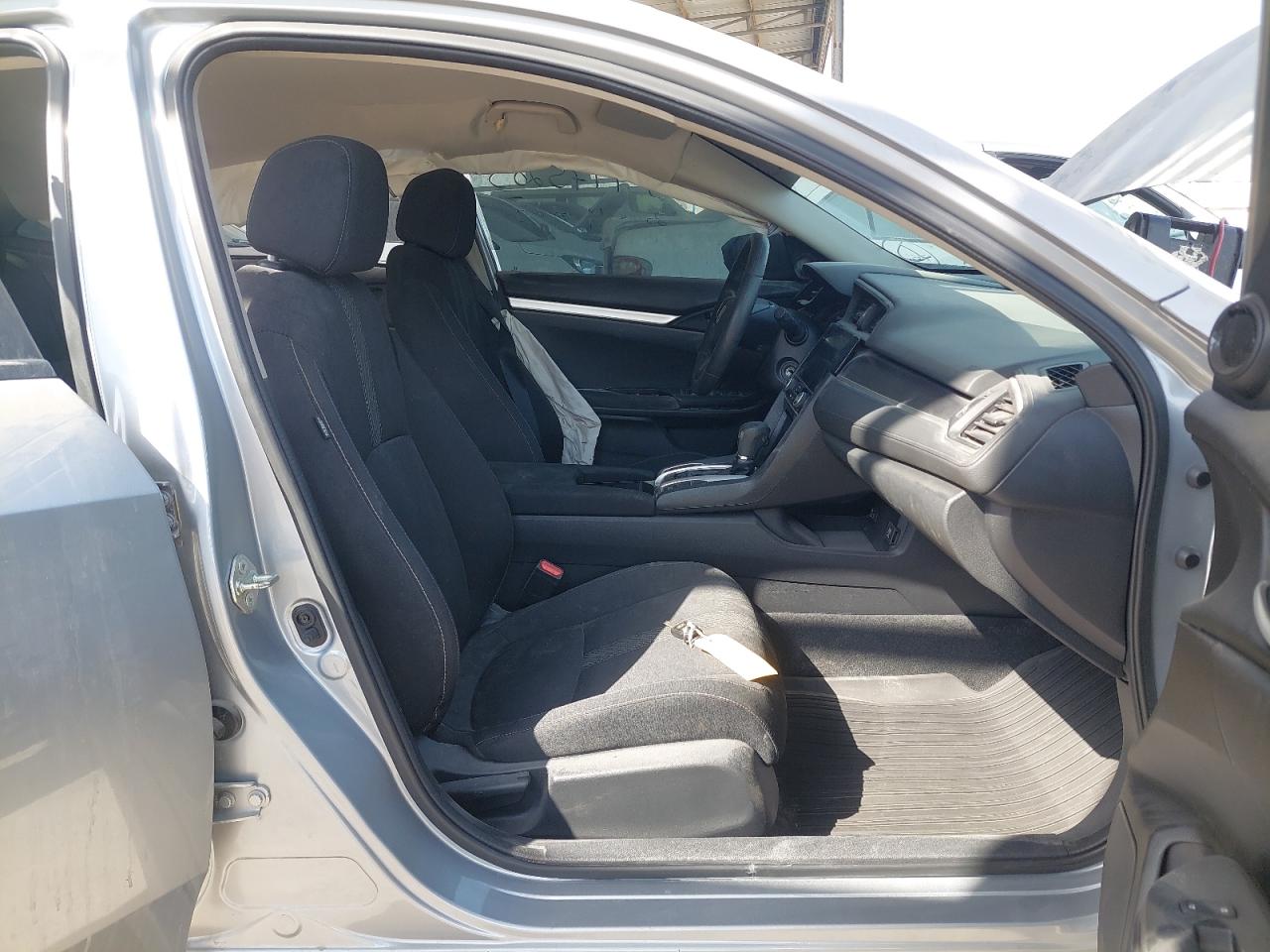 2HGFC2F58JH001749 - 2018 Honda CIVIC - #undefined