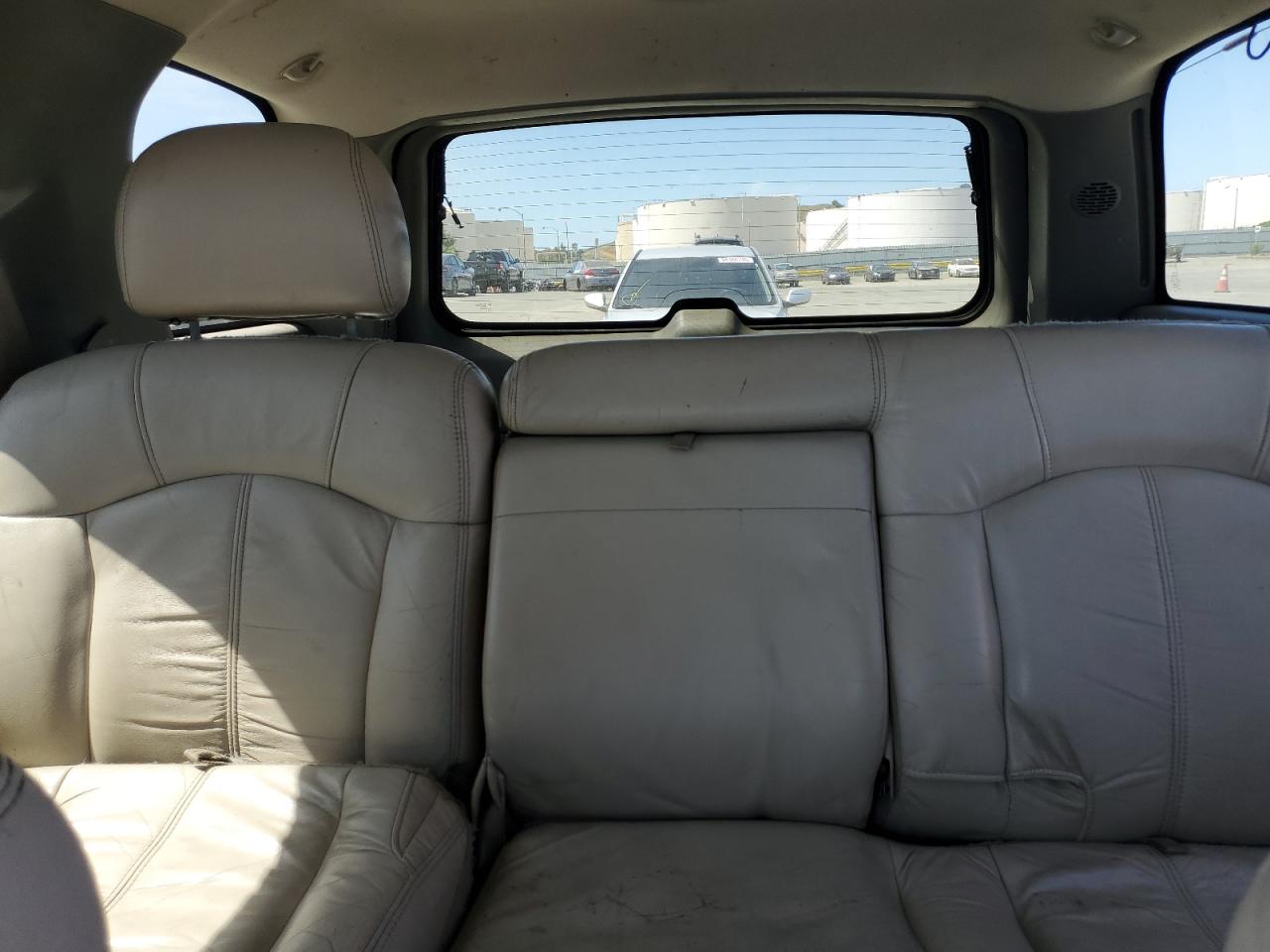 2001 Chevrolet Tahoe K1500 VIN: 1GNEK13T31J177673 Lot: 53994565