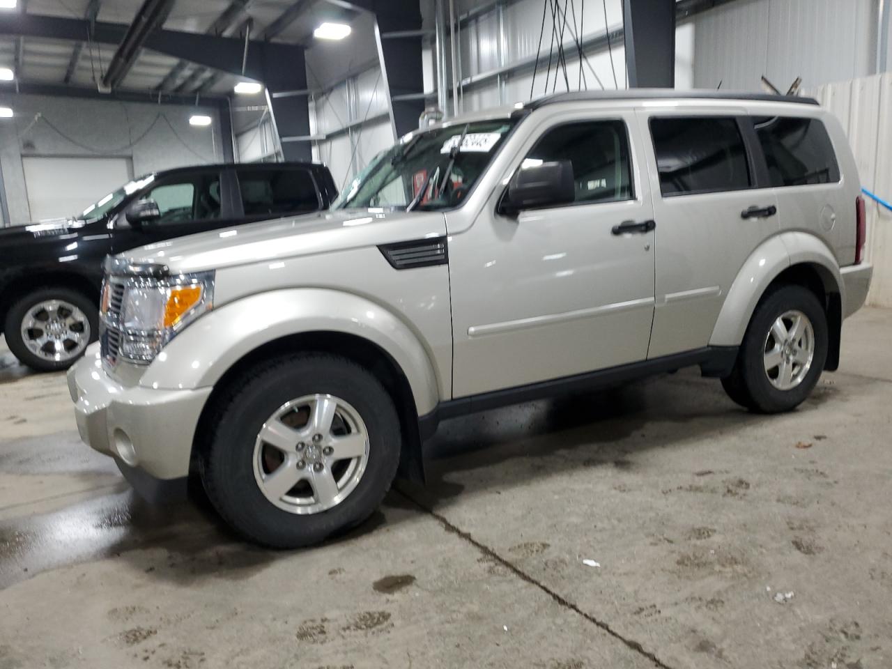 2008 Dodge Nitro Sxt продається в Ham Lake, MN - Side