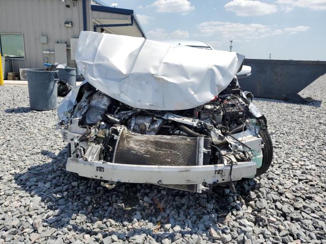  CHEVROLET IMPALA 2019 Srebrny