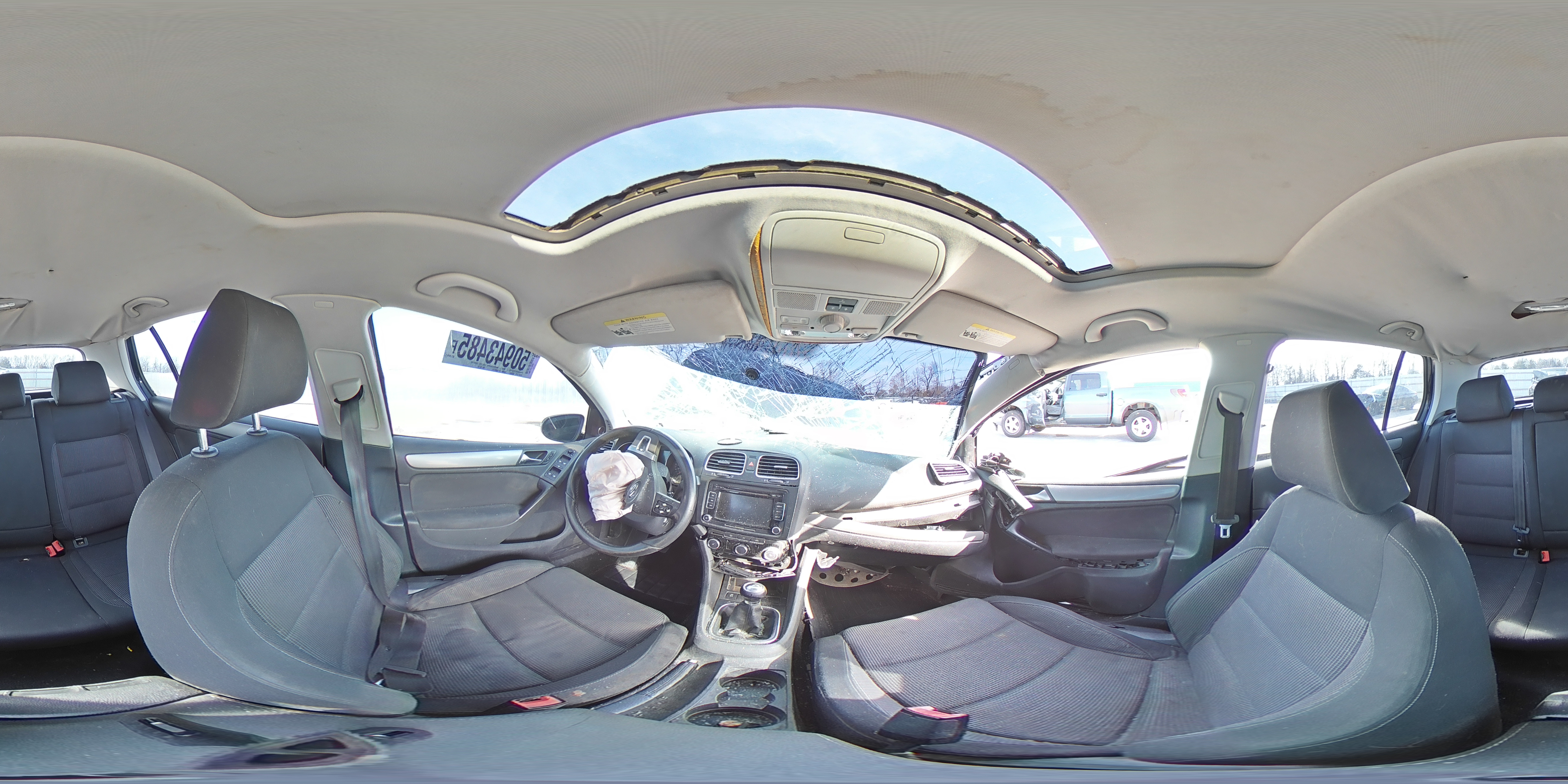 2011 Volkswagen Golf VIN: WVWNM9AJ5BW047157 Lot: 50943485