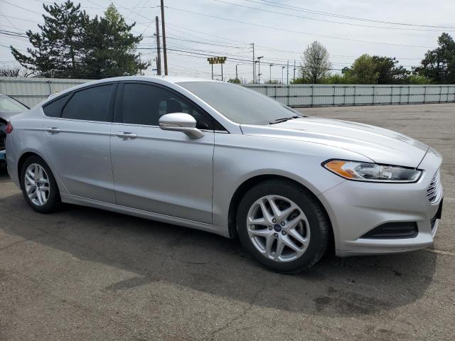  FORD FUSION 2016 Srebrny
