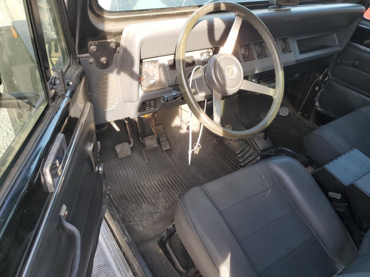 1995 Jeep Wrangler / Yj Se VIN: 1J4FY29S6SP215048 Lot: 53362435
