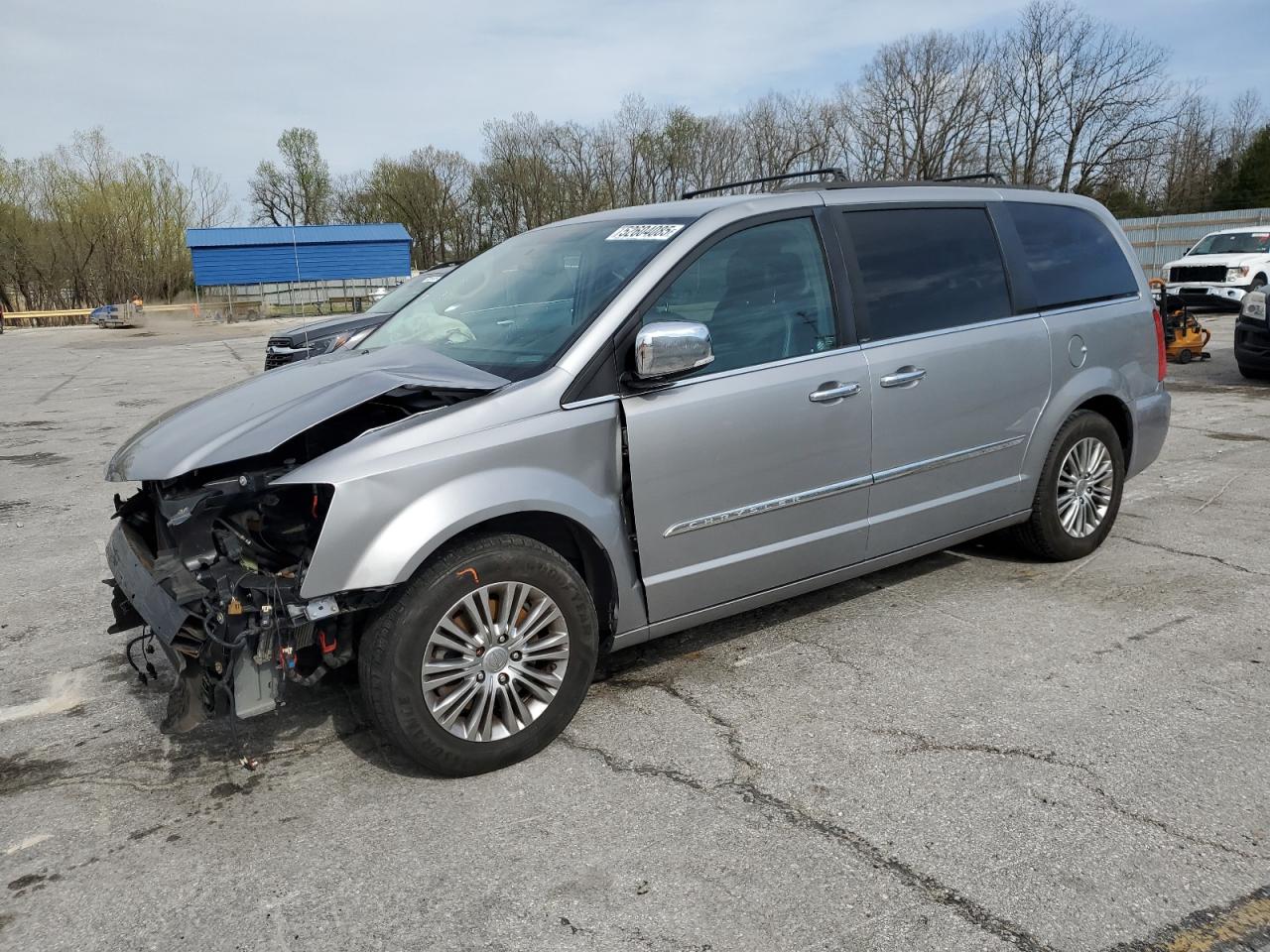 2014 Chrysler Town & Country Touring L იყიდება Rogersville-ში, MO - Front End