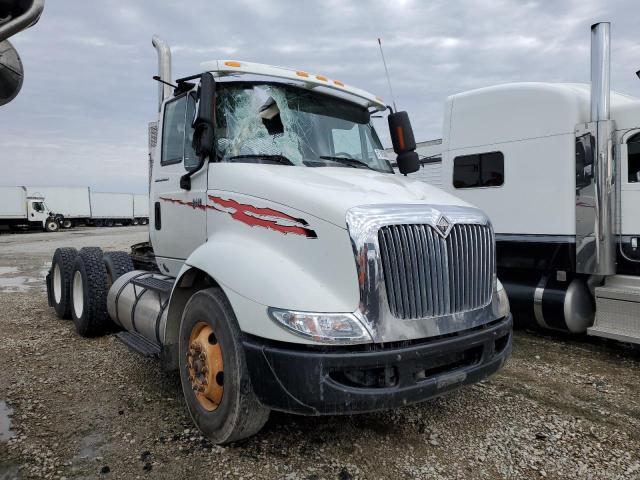 2005 International 8600 Semi Truck