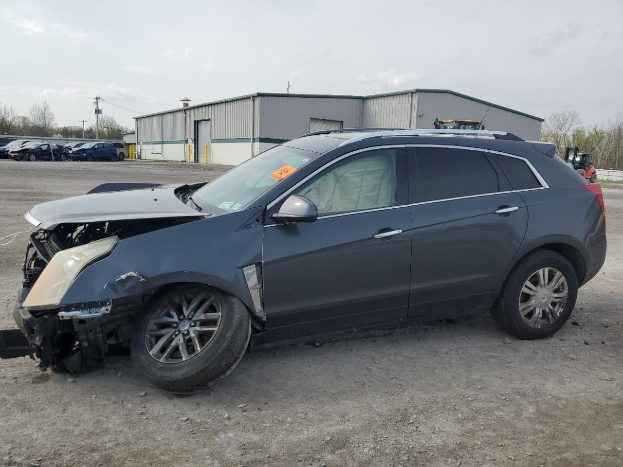 2010 Cadillac Srx Luxury Collection на продаже в Leroy, NY - All Over
